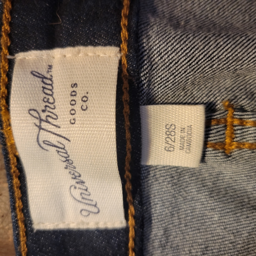 Universal Thread Blue Denim Jeans